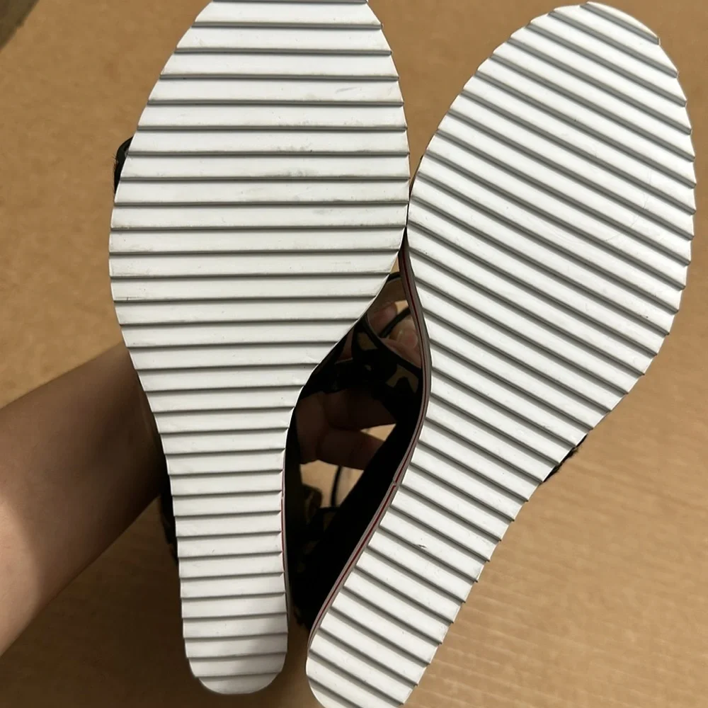 Leopard Print Strappy Wedge Sandals - Black & Tan